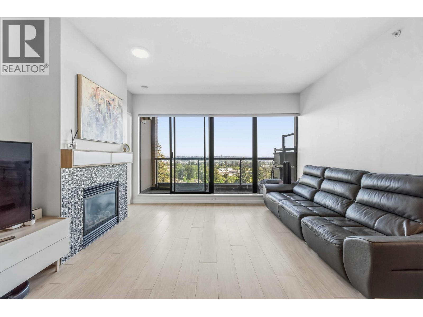 1407 7388 Sandborne Avenue, Burnaby, British Columbia  V3N 5C4 - Photo 5 - R3120959