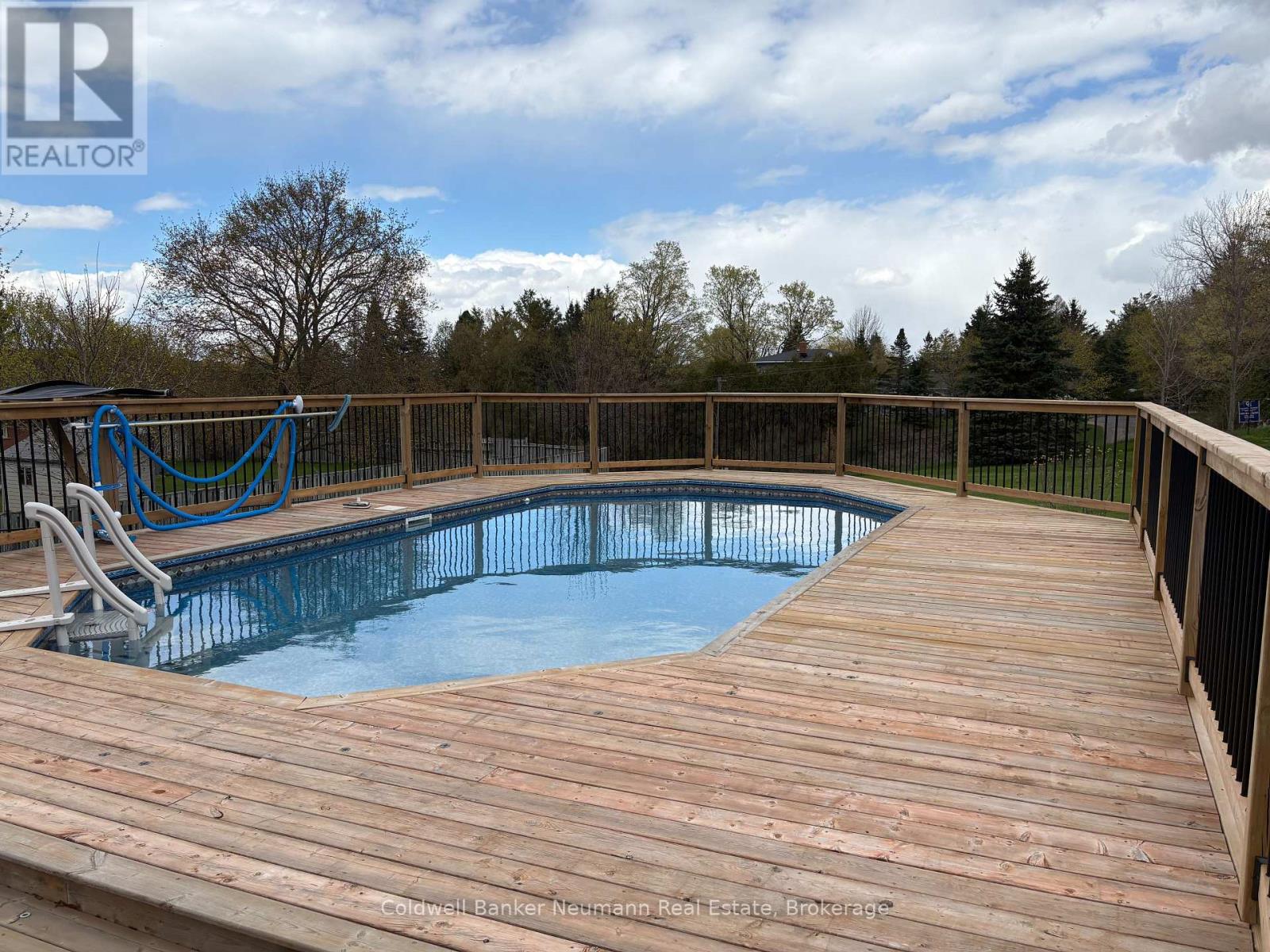 49 Torrance Lane, Centre Wellington, Ontario  N0B 1J0 - Photo 28 - X12926094