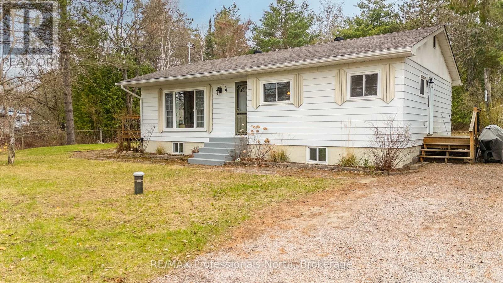 2195 Loop Road, Highlands East, Ontario  K0L 3C0 - Photo 43 - X13099490