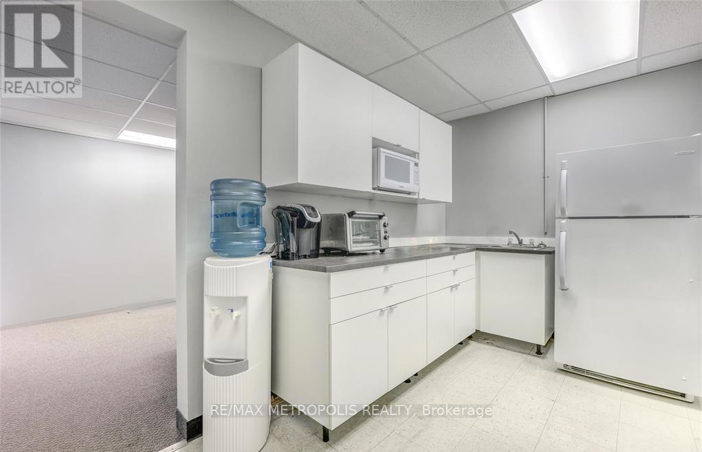 201 - 527 Murphy Road, Sarnia, Ontario  N7S 5B6 - Photo 14 - X13099566