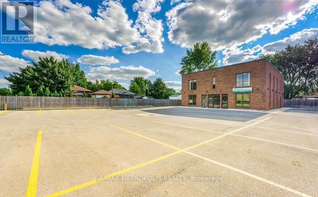 201 - 527 Murphy Road, Sarnia, Ontario  N7S 5B6 - Photo 17 - X13099566