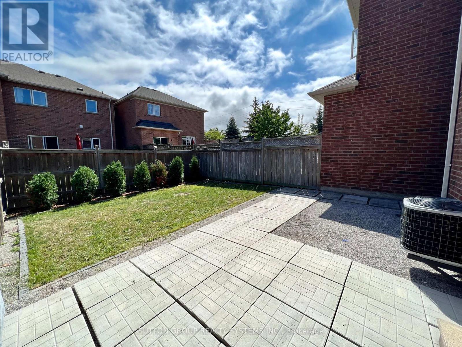 6 Raintree Drive, Hamilton, Ontario  L8E 0B1 - Photo 31 - X13099576