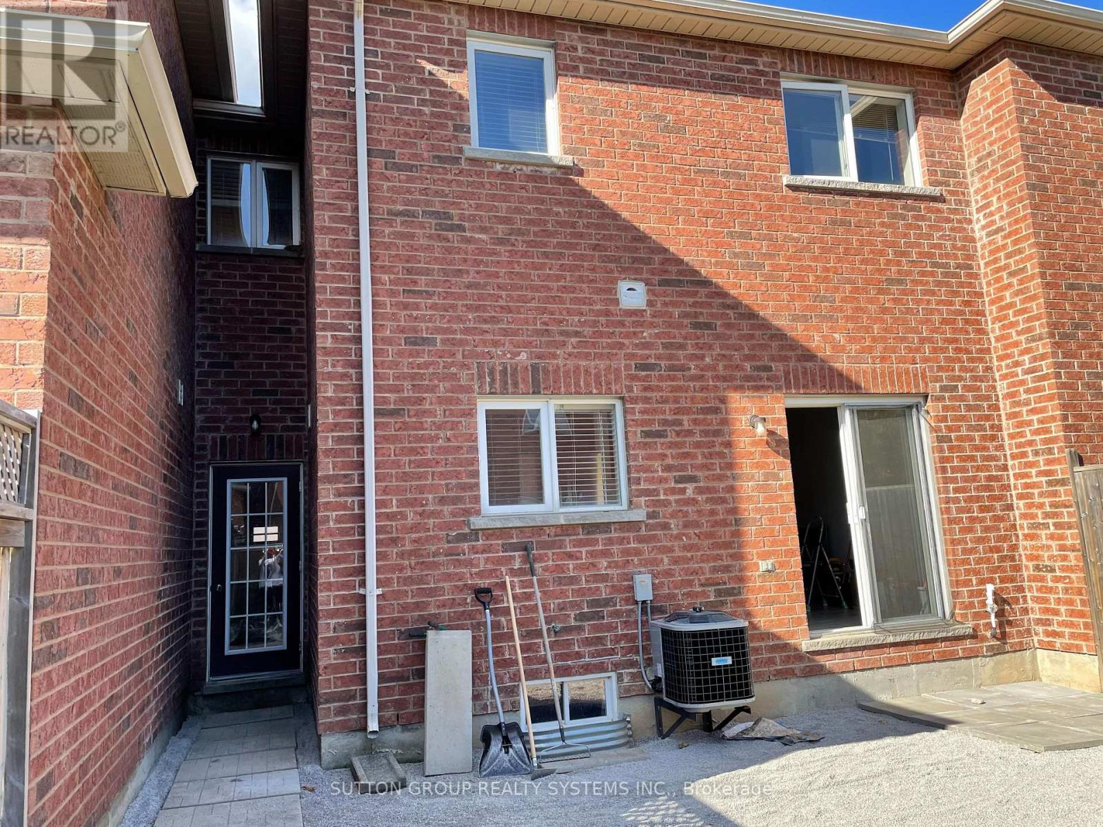 6 Raintree Drive, Hamilton, Ontario  L8E 0B1 - Photo 35 - X13099576