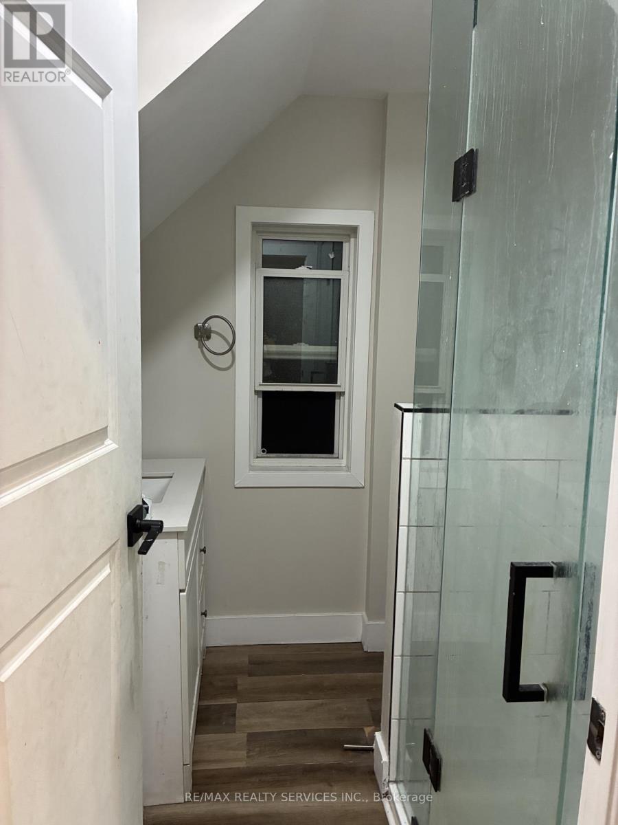 Unit 1 - 748 Barton Street E, Hamilton, Ontario  L8L 3B1 - Photo 4 - X13099608