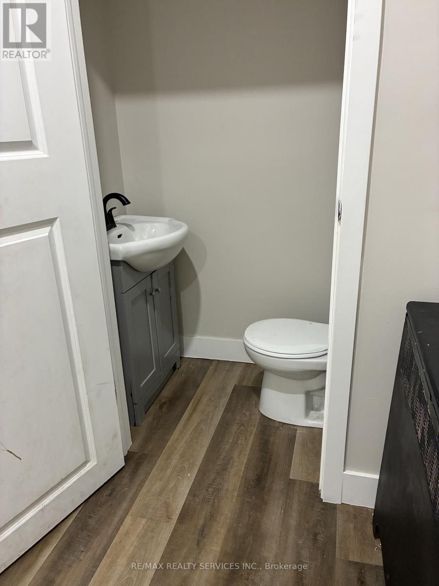 Unit 1 - 748 Barton Street E, Hamilton, Ontario  L8L 3B1 - Photo 7 - X13099608