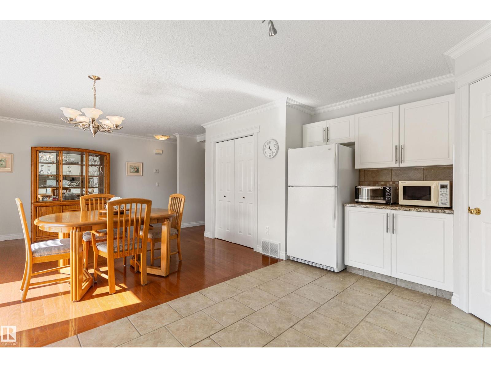 #26 11 Hunchak Wy, St. Albert, Alberta  T8N 6P2 - Photo 3 - E4486404