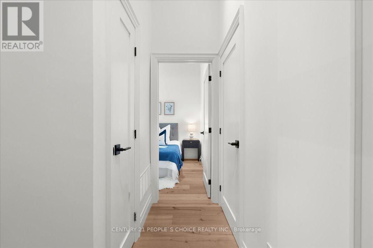 7 Nipissing Drive, Toronto, Ontario  M9B 4V4 - Photo 22 - W13072398