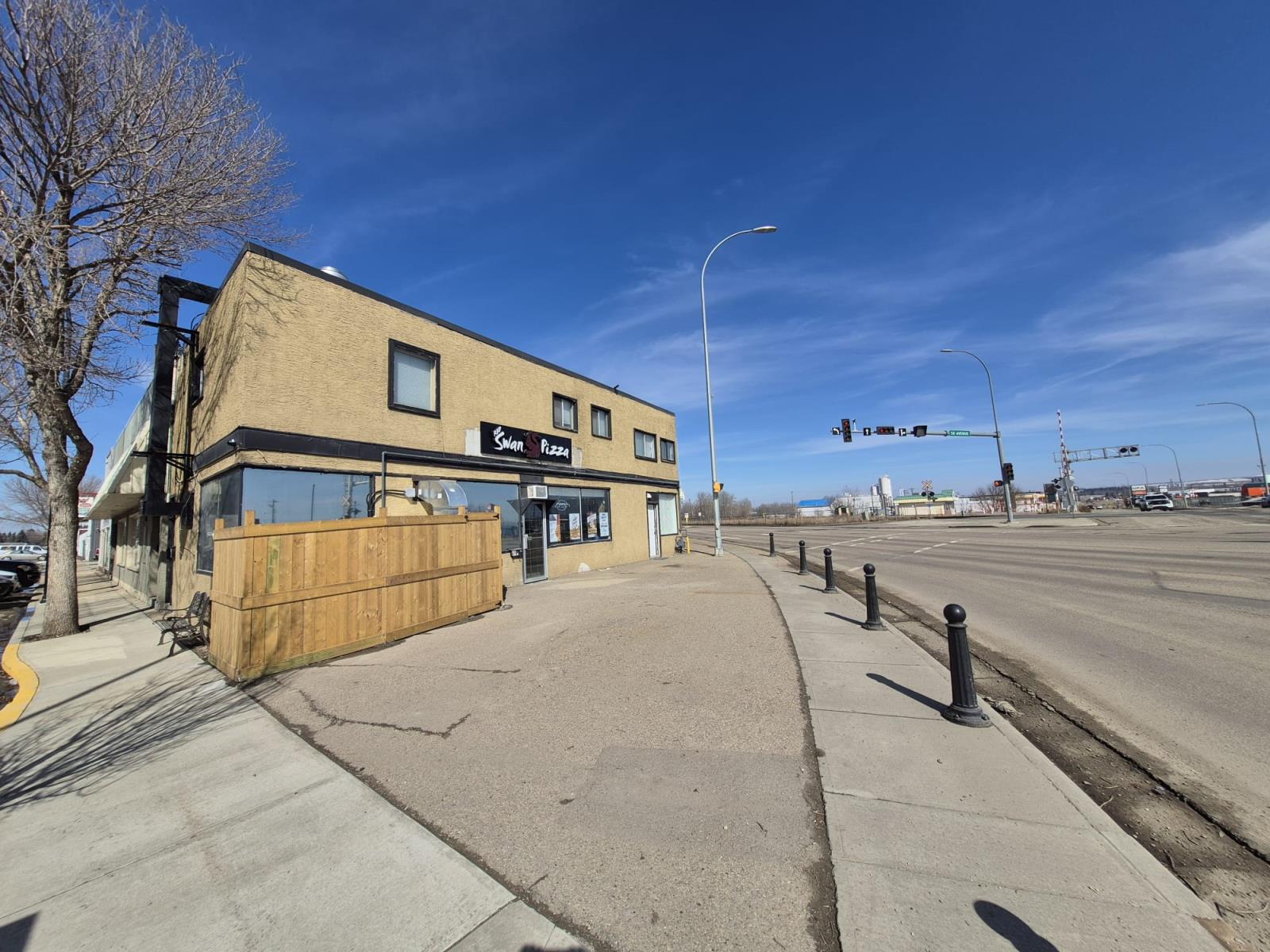 5004  AB-2A, lacombe, Alberta