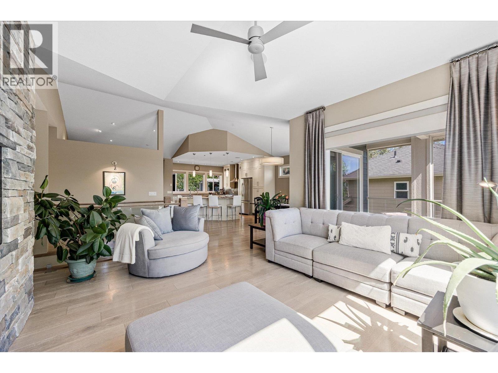 1456 Roseridge Court, West Kelowna, British Columbia  V1Z 4E2 - Photo 5 - 10386231