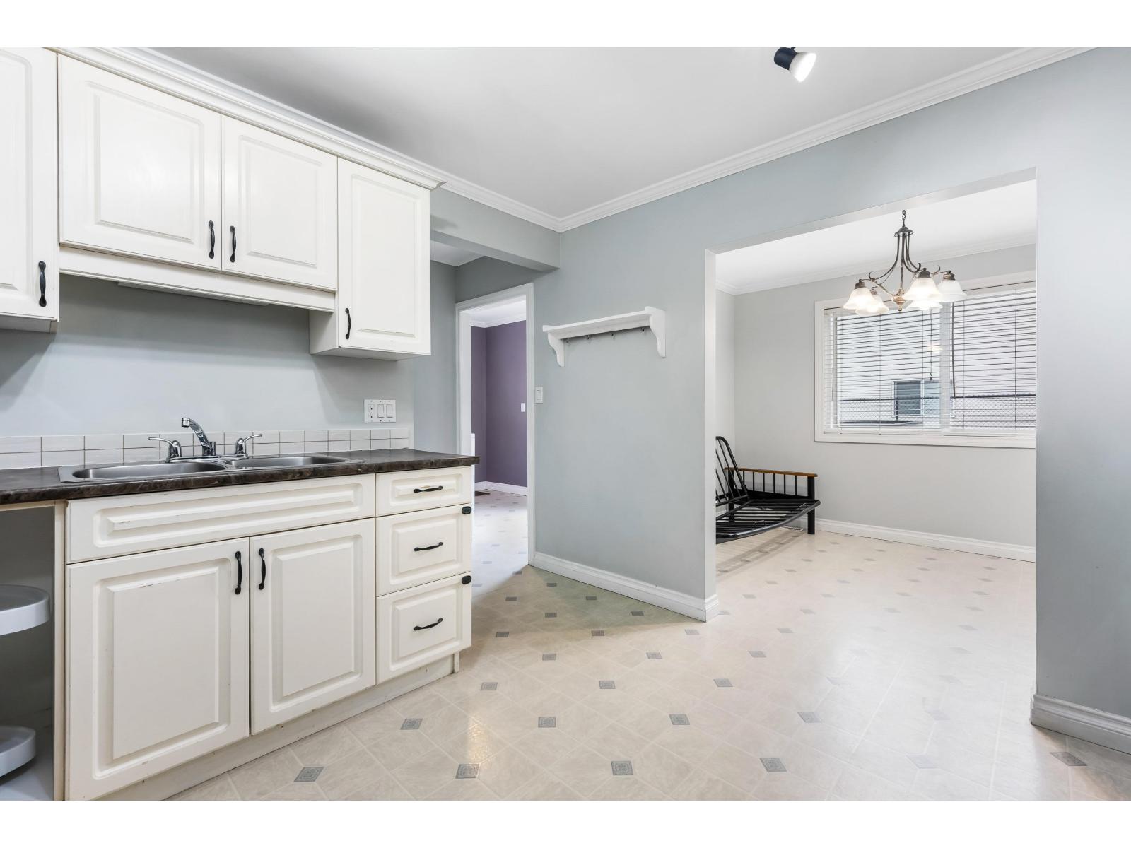 9566 Coote Street, Chilliwack Proper East, Chilliwack, British Columbia  V2P 6B3 - Photo 10 - R3101593
