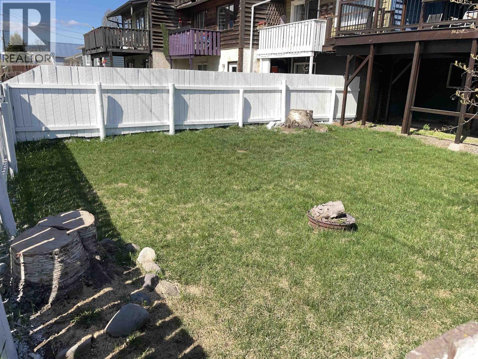3904 Railway Avenue, Smithers, British Columbia  V0J 2N0 - Photo 2 - R3095881