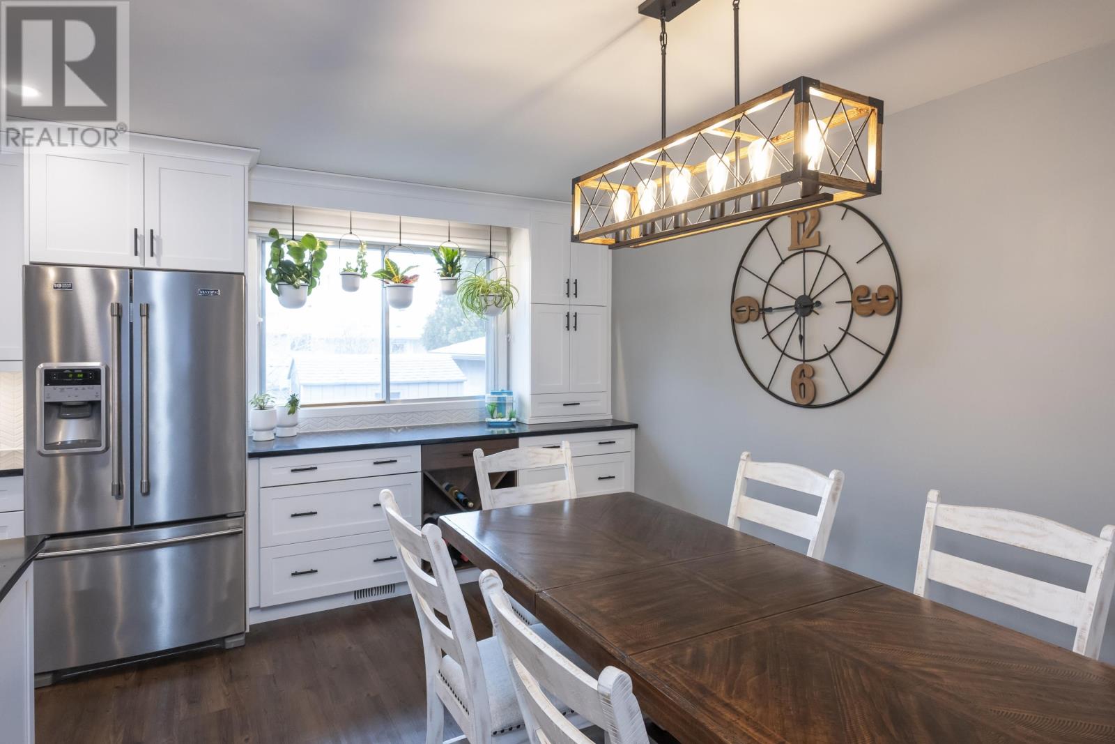 427 Frontenac Bay, Thunder Bay, Ontario  P7C 1M5 - Photo 14 - TB2600943