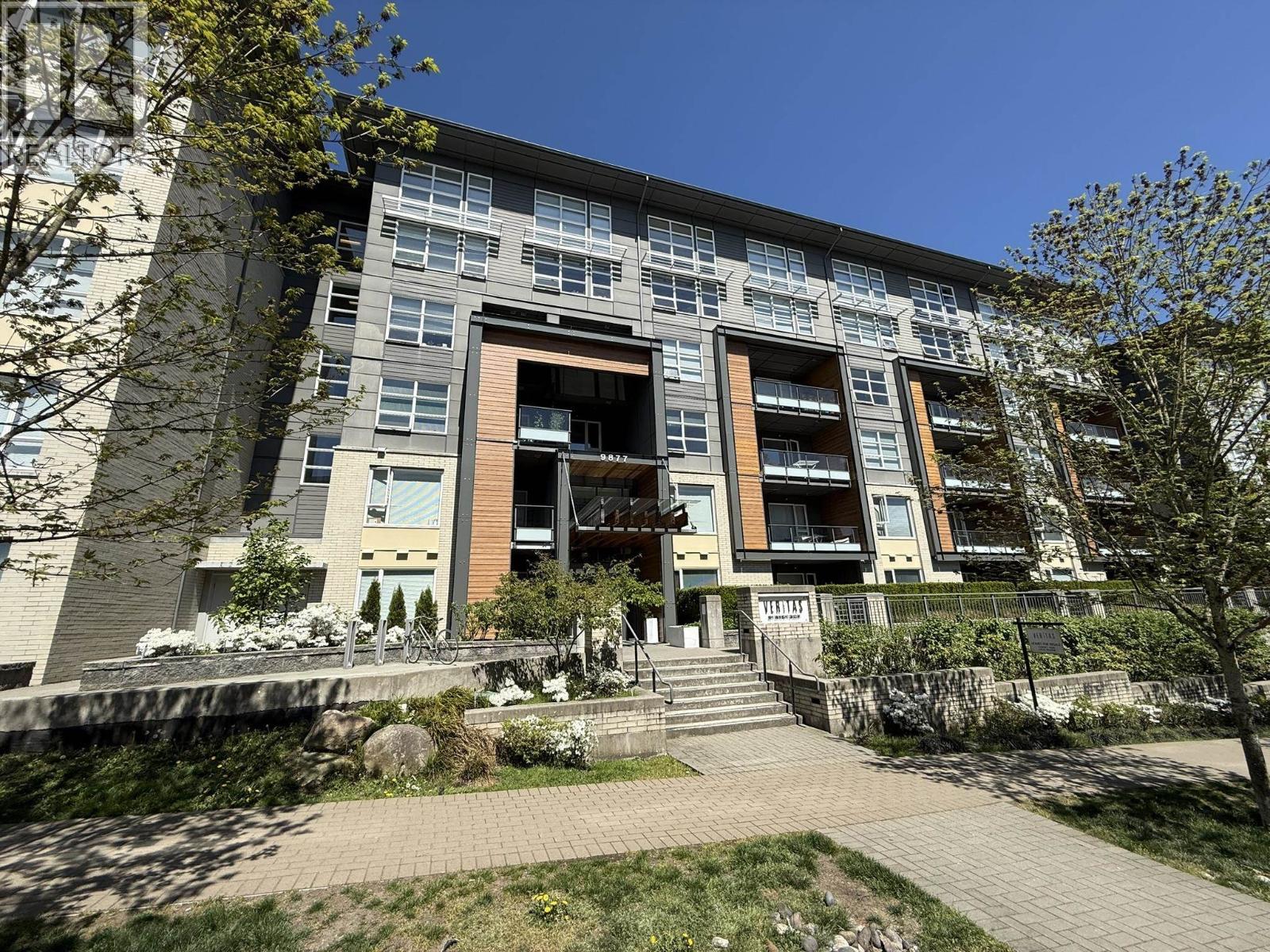 518 9877 University Crescent, Burnaby, British Columbia  V5A 0A7 - Photo 2 - R3120892