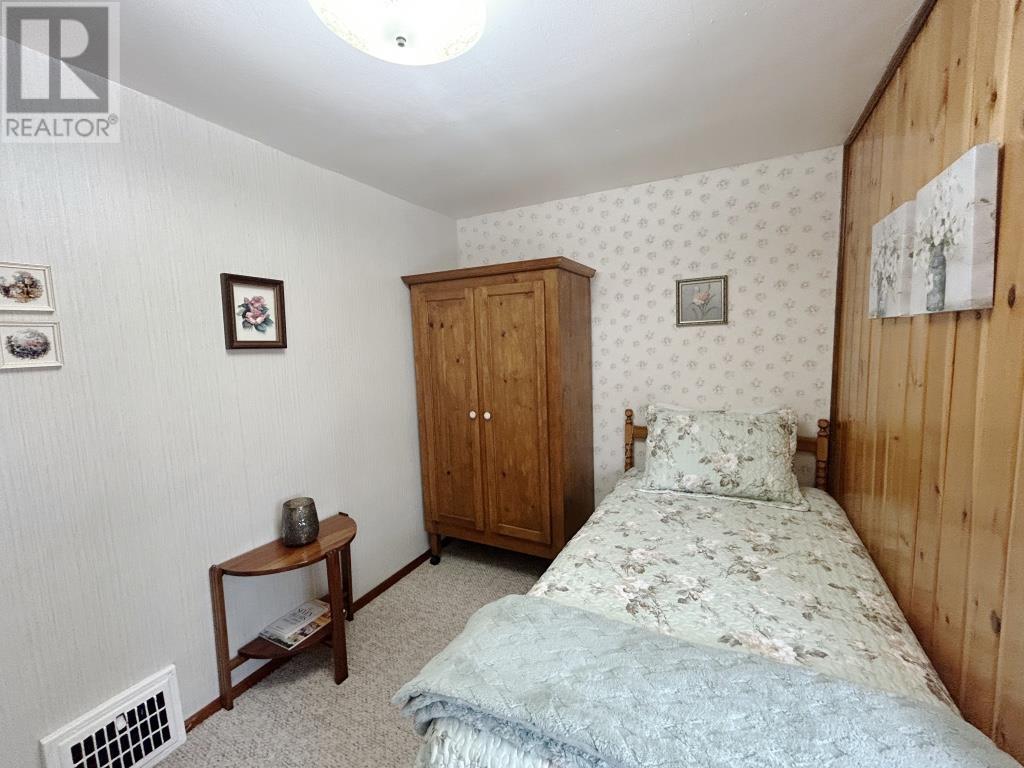 753 Kings Hwy, Fort Frances, Ontario  P9A 2X3 - Photo 11 - TB2600951