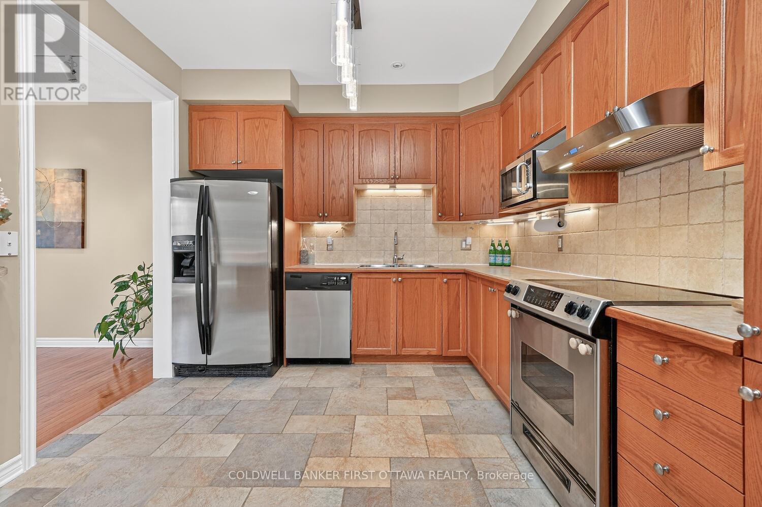 102 Windance Crescent, Ottawa, Ontario  K2W 0A7 - Photo 12 - X13097828