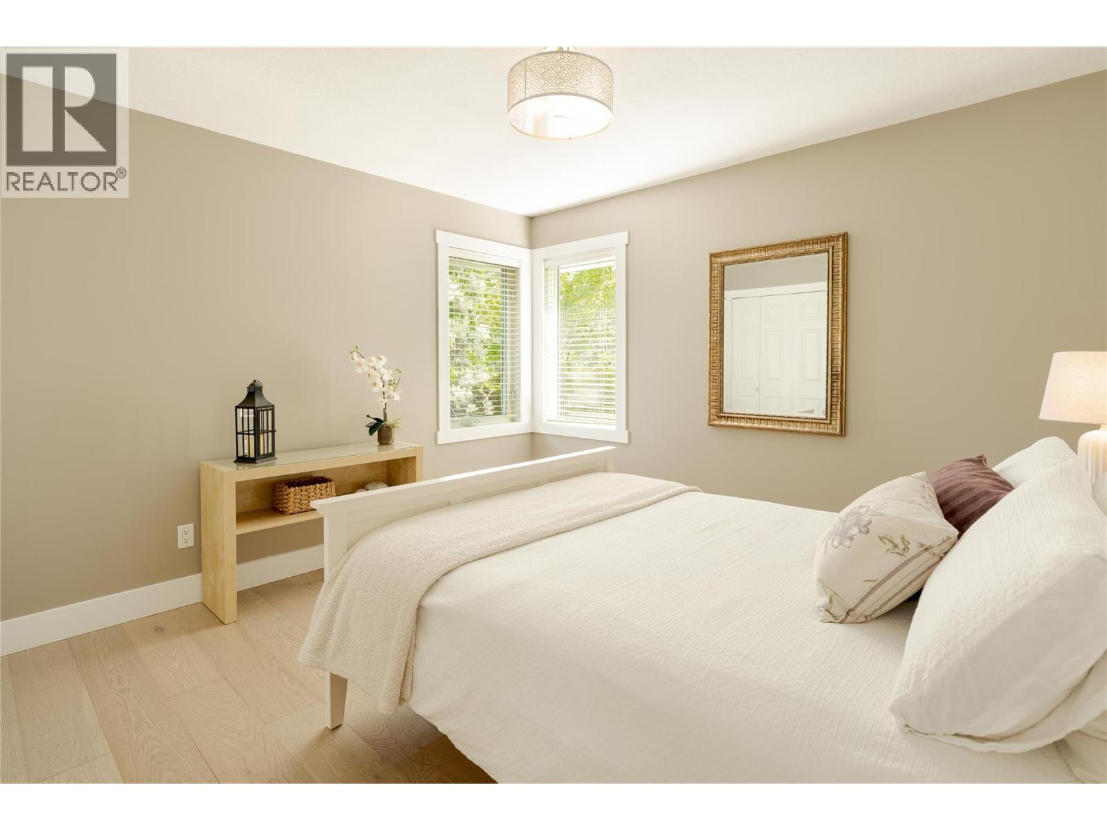 4837 Canyon Ridge Crescent, Kelowna, British Columbia  V1W 4A1 - Photo 24 - 10385522