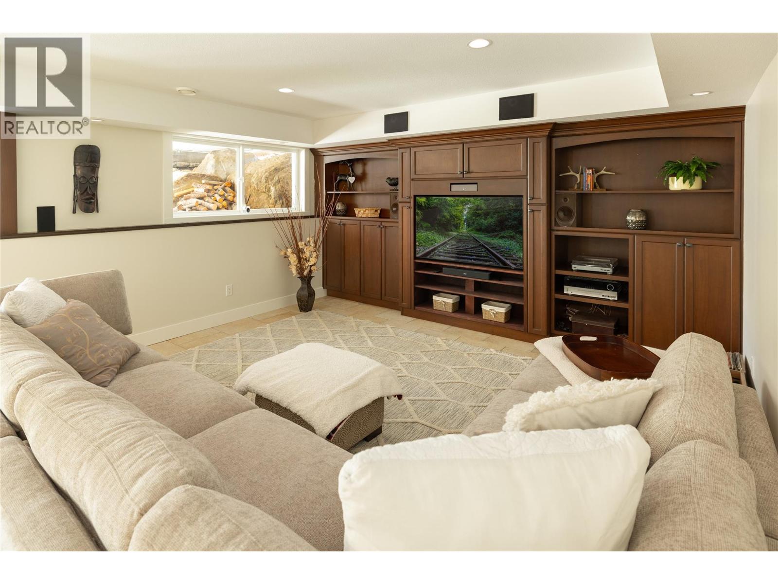 4837 Canyon Ridge Crescent, Kelowna, British Columbia  V1W 4A1 - Photo 34 - 10385522