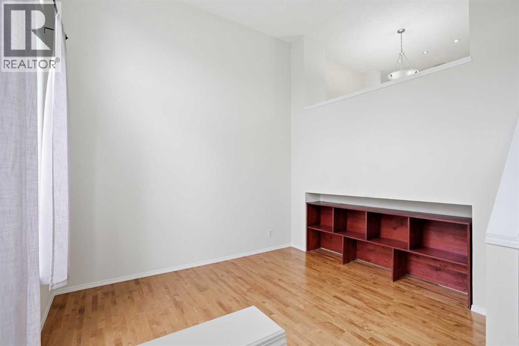 305 Elgin Gardens SE, Calgary, Alberta  T2Z 4T5 - Photo 7 - A2302423