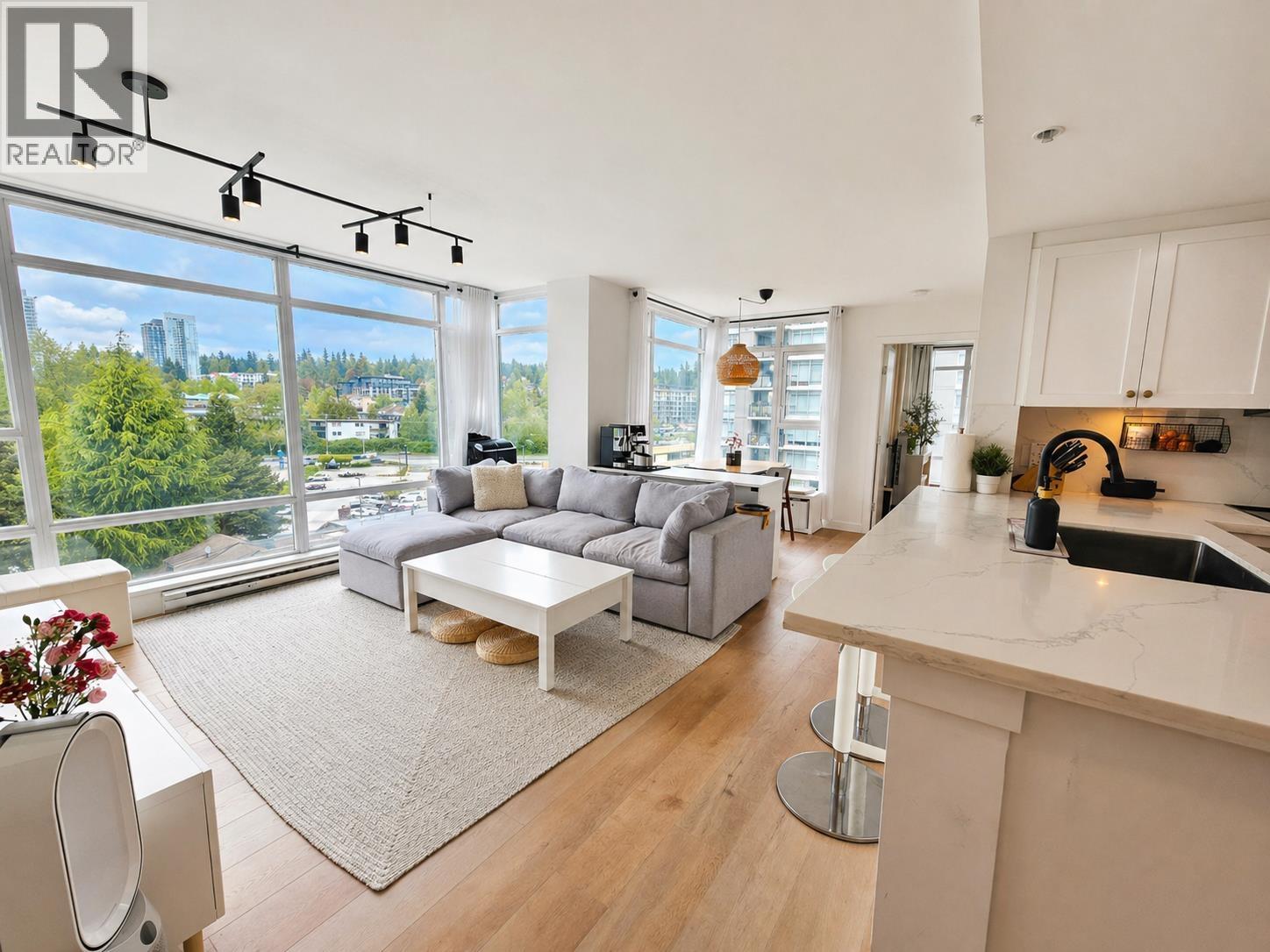 1006 555 Delestre Avenue, Coquitlam, British Columbia  V3K 0A9 - Photo 1 - R3120905