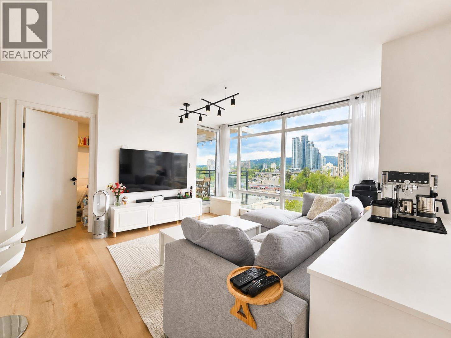 1006 555 Delestre Avenue, Coquitlam, British Columbia  V3K 0A9 - Photo 4 - R3120905