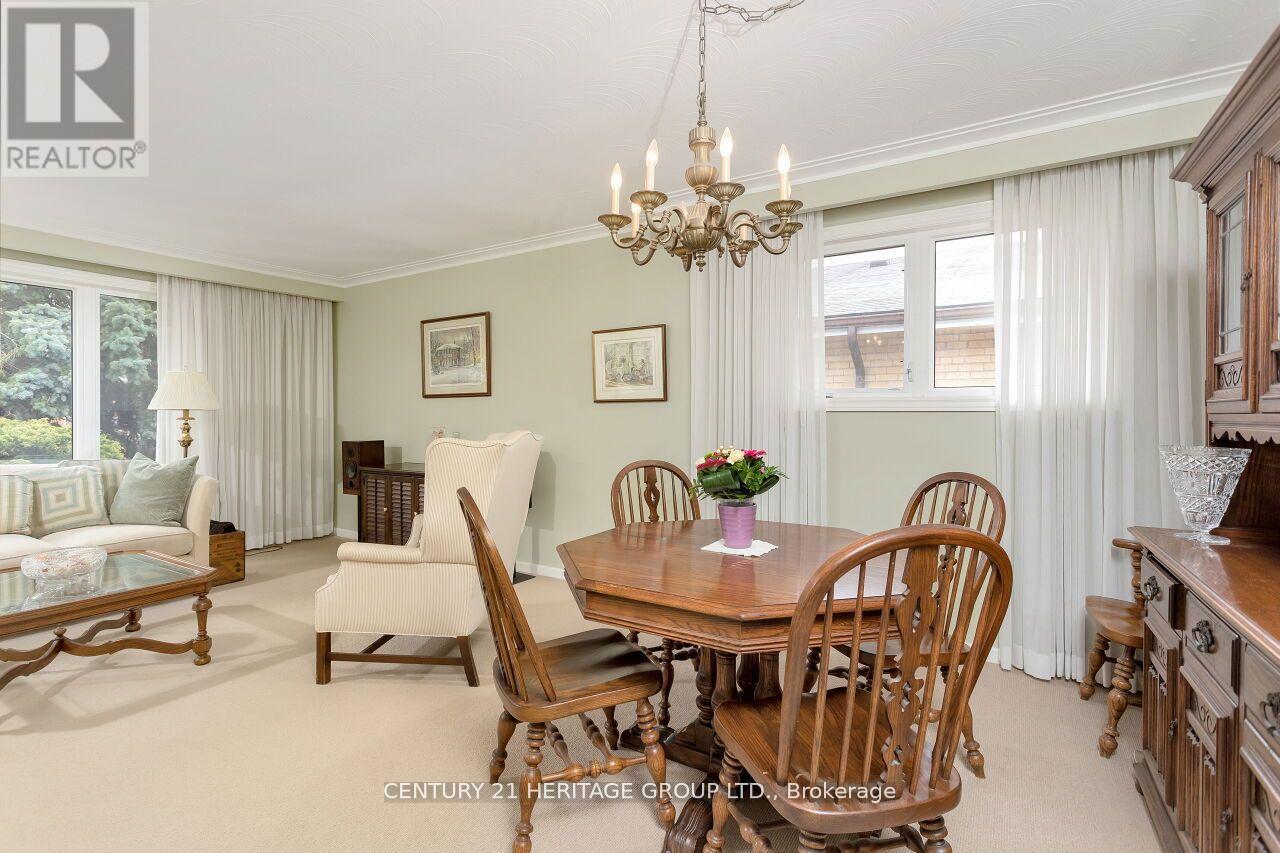 46 Marathon Crescent, Toronto, Ontario  M2R 2L7 - Photo 10 - C13099654