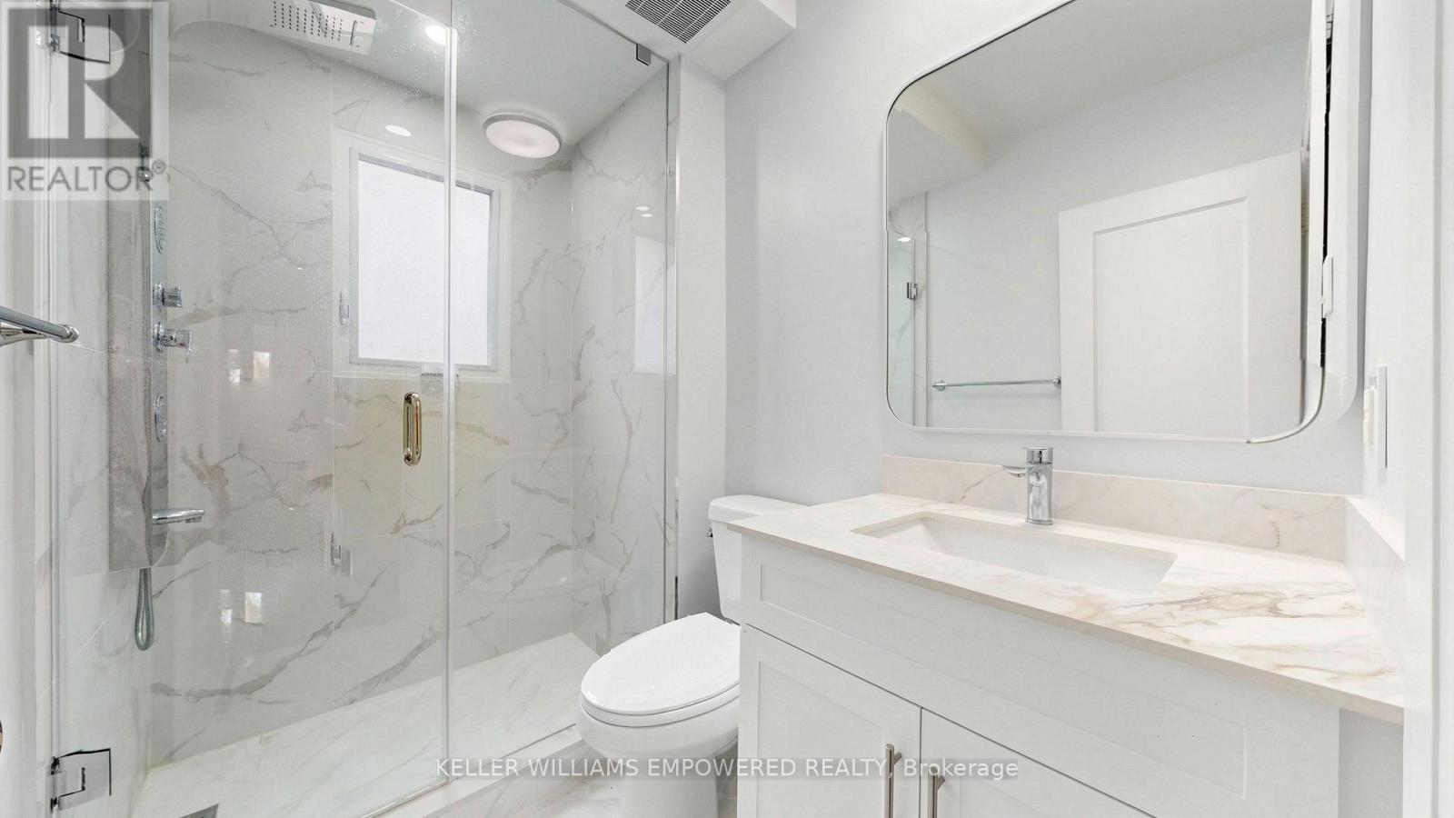 82 Billings Avenue, Toronto, Ontario  M4L 2S4 - Photo 13 - E13099724