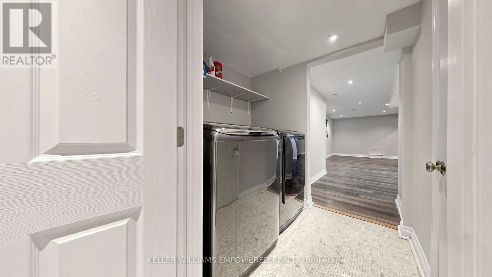 82 Billings Avenue, Toronto, Ontario  M4L 2S4 - Photo 19 - E13099724