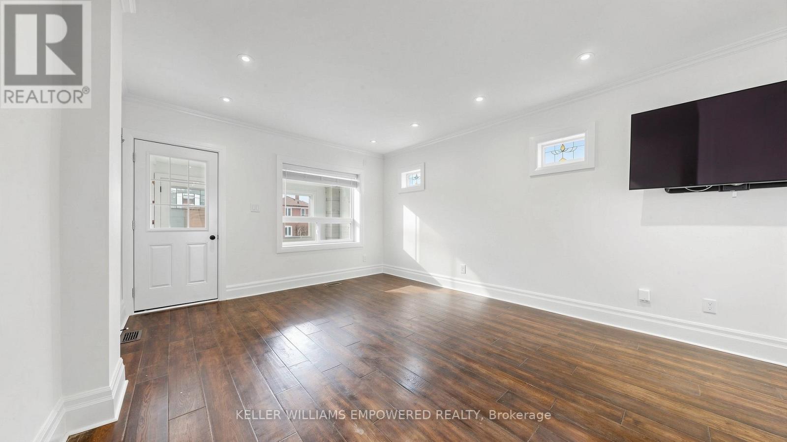 82 Billings Avenue, Toronto, Ontario  M4L 2S4 - Photo 30 - E13099724