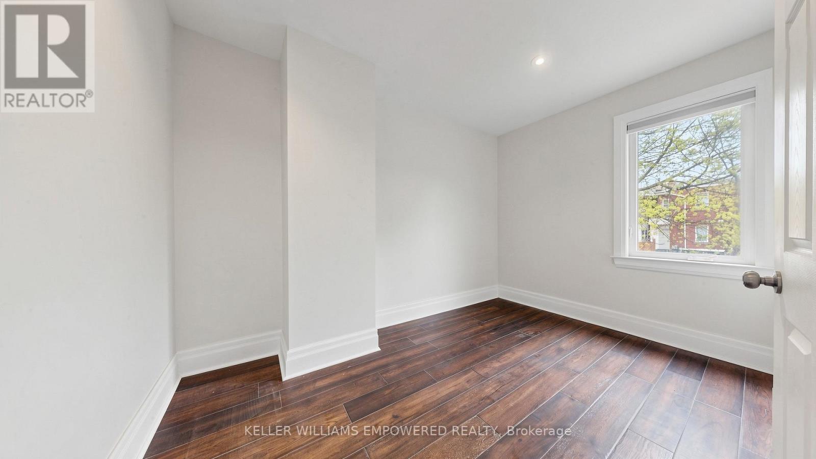 82 Billings Avenue, Toronto, Ontario  M4L 2S4 - Photo 43 - E13099724