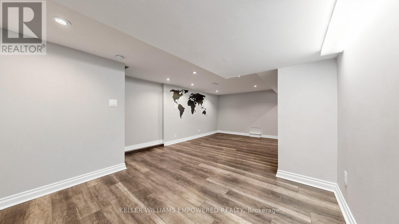 82 Billings Avenue, Toronto, Ontario  M4L 2S4 - Photo 48 - E13099724