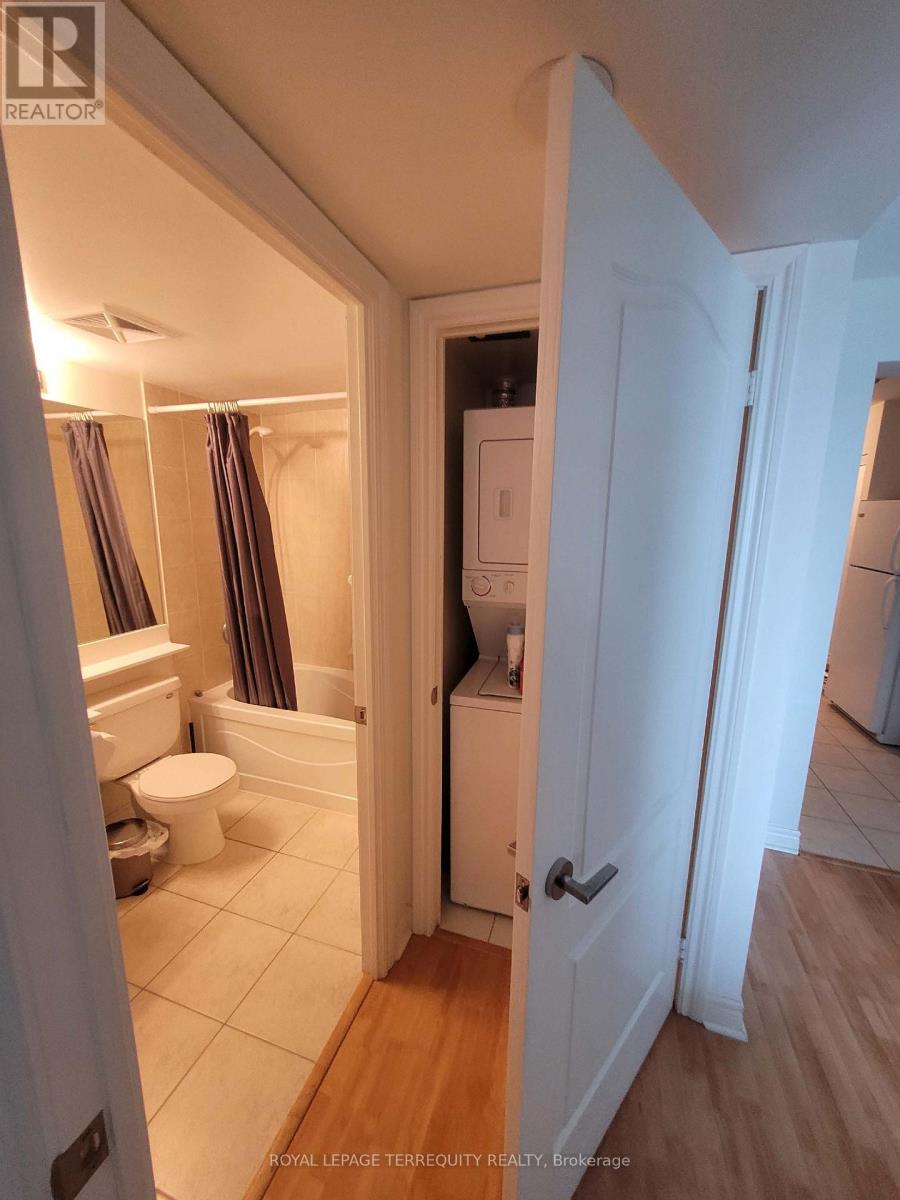 1106 - 70 Town Centre Court, Toronto, Ontario  M1P 0B2 - Photo 16 - E13099732