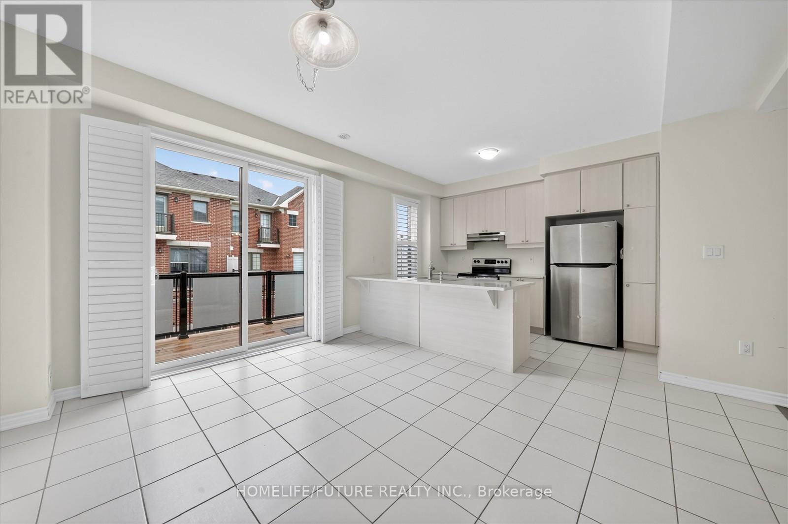 3217 Brigadier Avenue, Pickering, Ontario  L1X 0N4 - Photo 11 - E13099736
