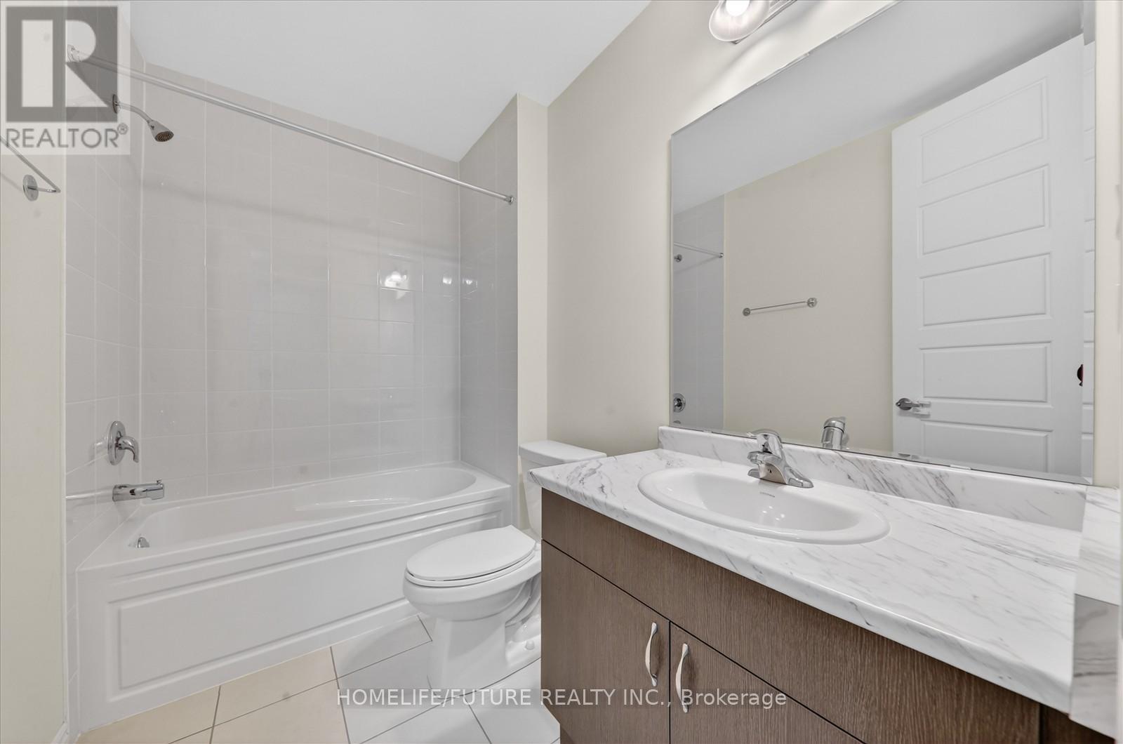 3217 Brigadier Avenue, Pickering, Ontario  L1X 0N4 - Photo 8 - E13099736