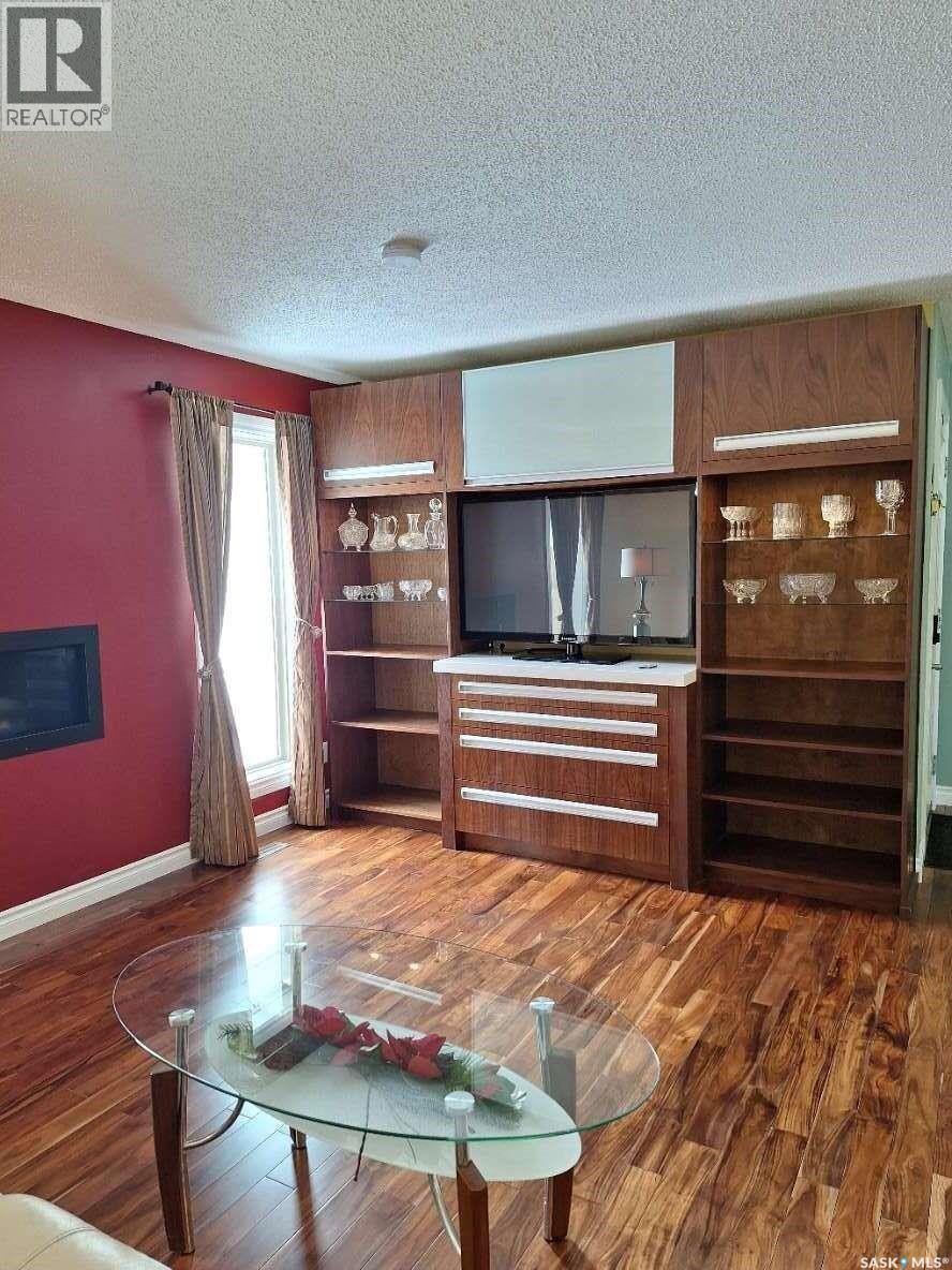 819 Morris Crescent N, Regina, Saskatchewan  S4X 2L6 - Photo 11 - SK035343