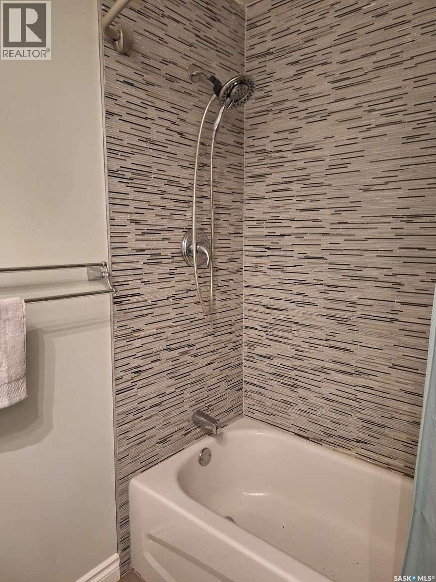 819 Morris Crescent N, Regina, Saskatchewan  S4X 2L6 - Photo 17 - SK035343