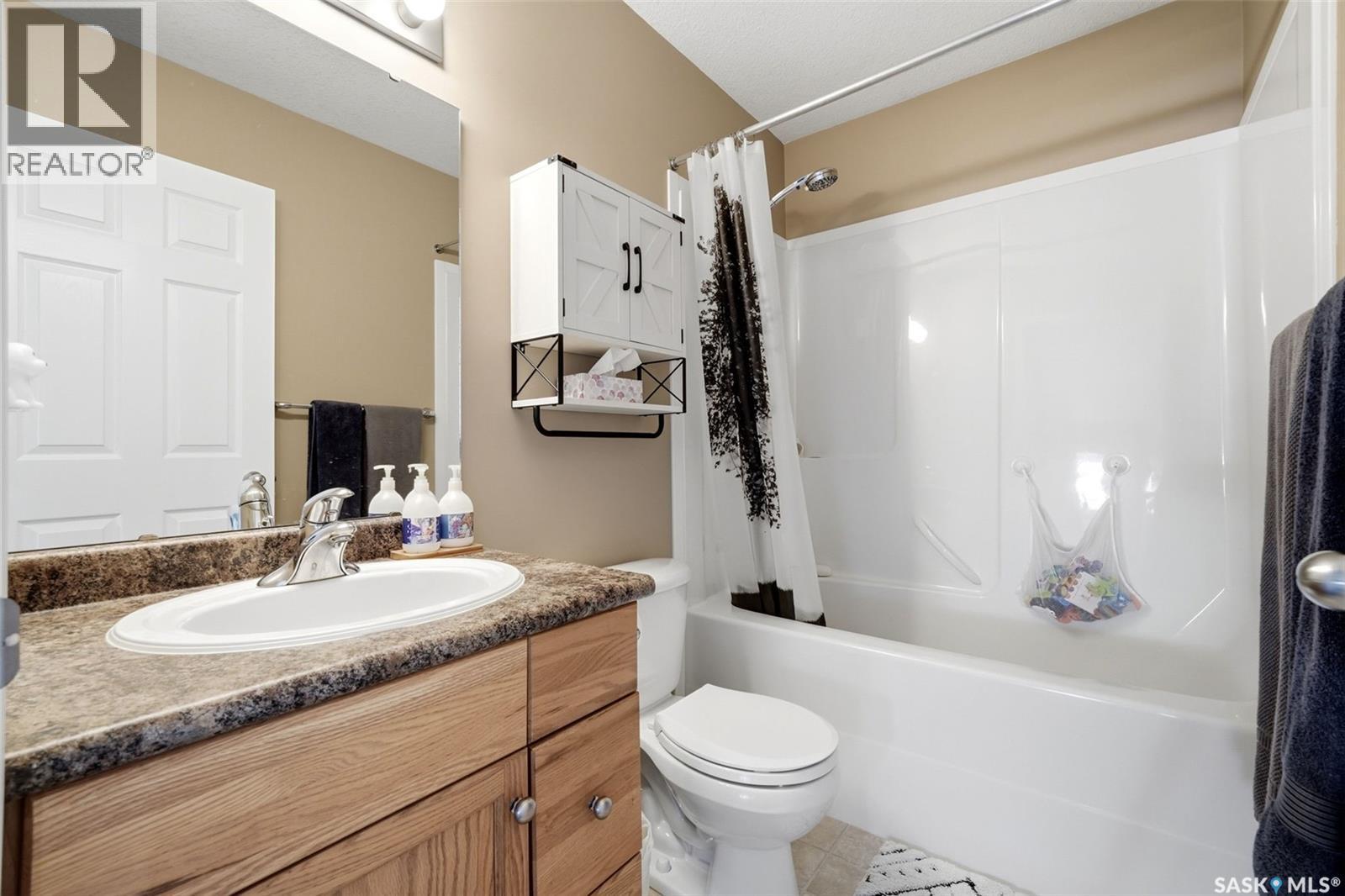 10290 Wascana Estates, Regina, Saskatchewan  S4V 2X3 - Photo 25 - SK035337
