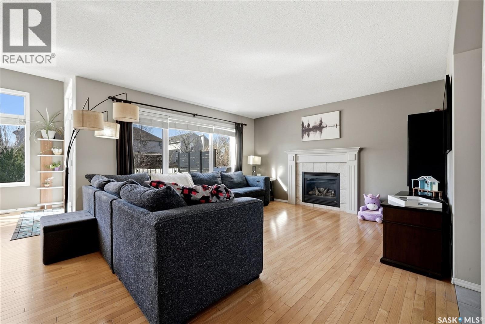 10290 Wascana Estates, Regina, Saskatchewan  S4V 2X3 - Photo 4 - SK035337