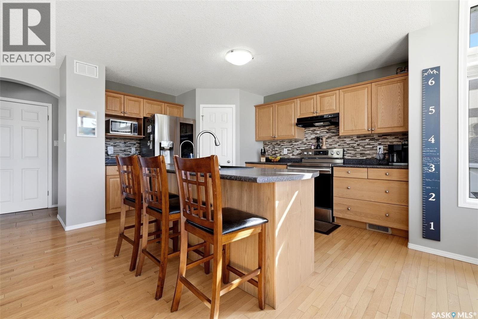 10290 Wascana Estates, Regina, Saskatchewan  S4V 2X3 - Photo 8 - SK035337
