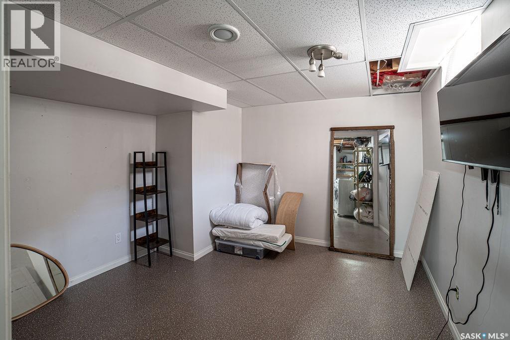 3807 Lakeview Street, Regina, Saskatchewan  S4S 1H3 - Photo 19 - SK035280