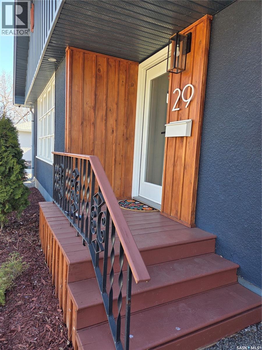 29 Scott Street, Regina, Saskatchewan  S4S 4A1 - Photo 49 - SK035260