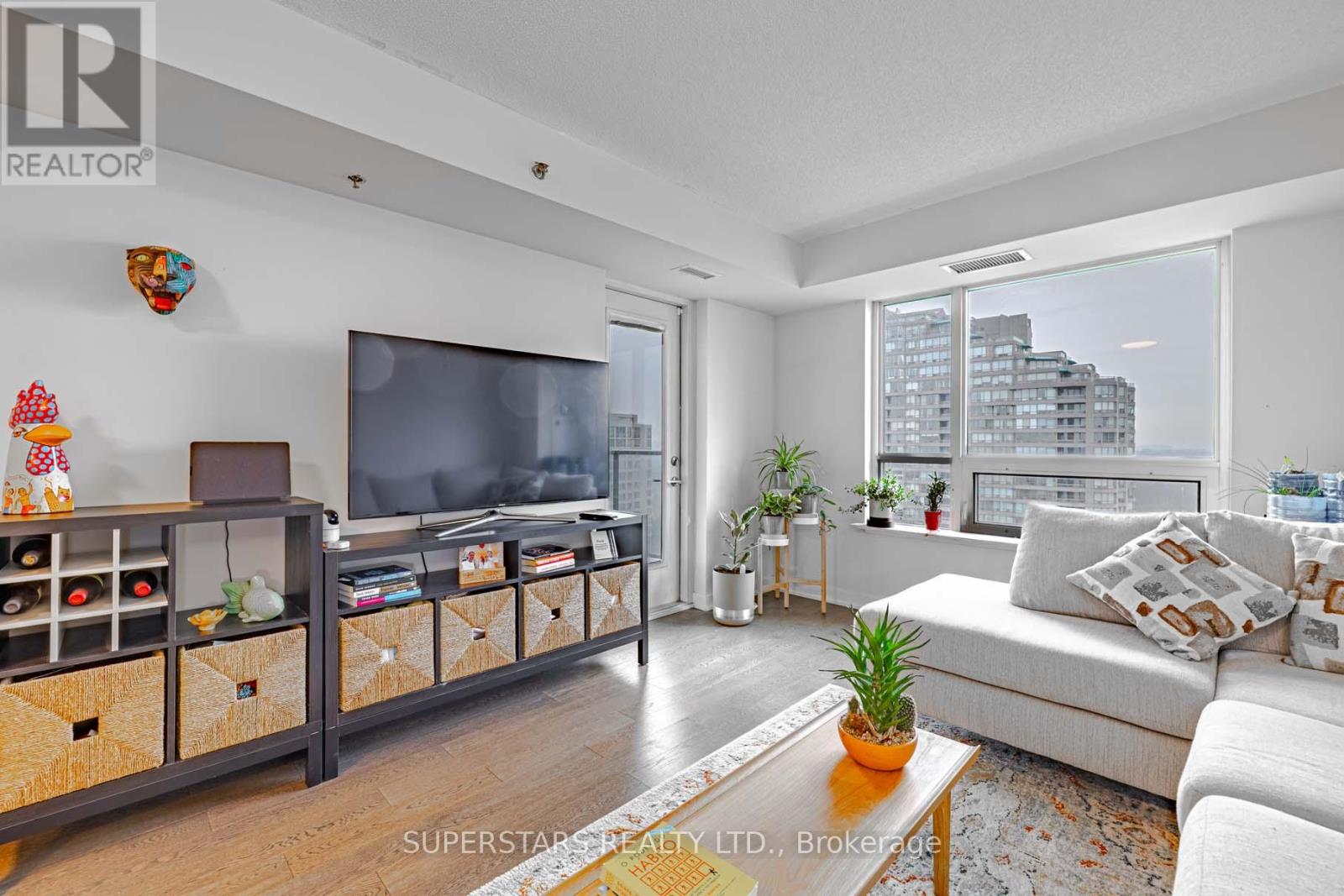 1511 - 185 Bonis Avenue, Toronto, Ontario  M1T 0A4 - Photo 4 - E13026876