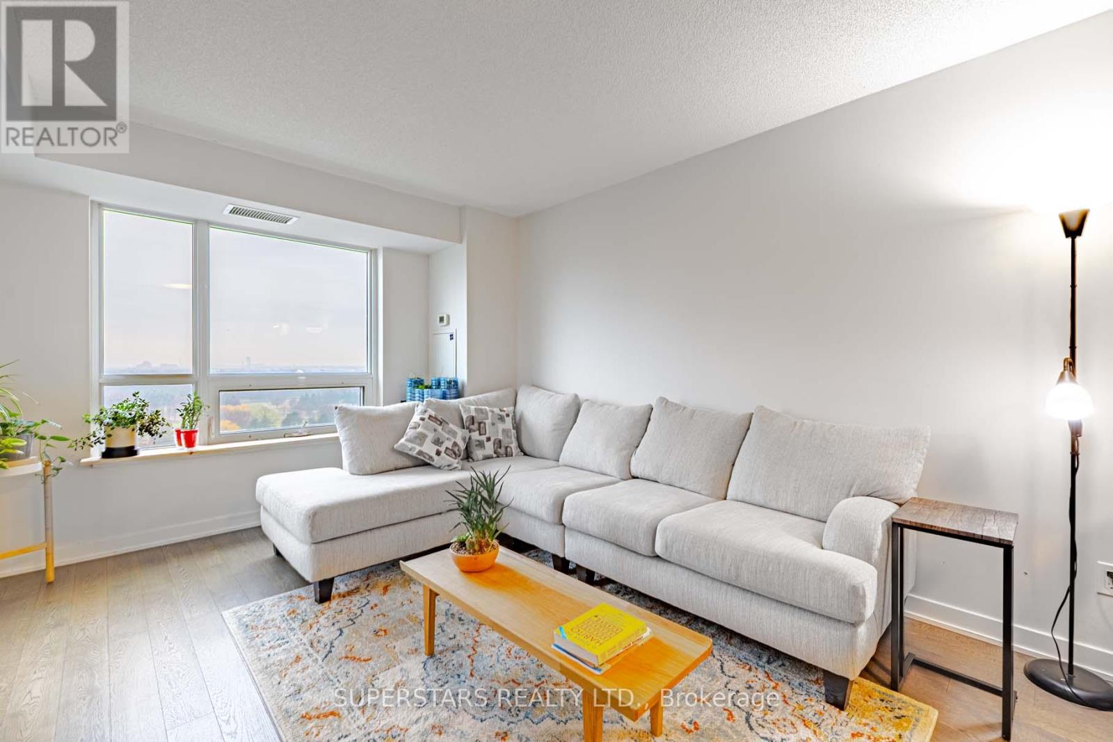 1511 - 185 Bonis Avenue, Toronto, Ontario  M1T 0A4 - Photo 2 - E13026876