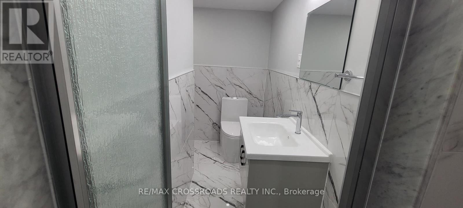 69 Bluebell Crescent, Whitby, Ontario  L1P 1L3 - Photo 12 - E13099258