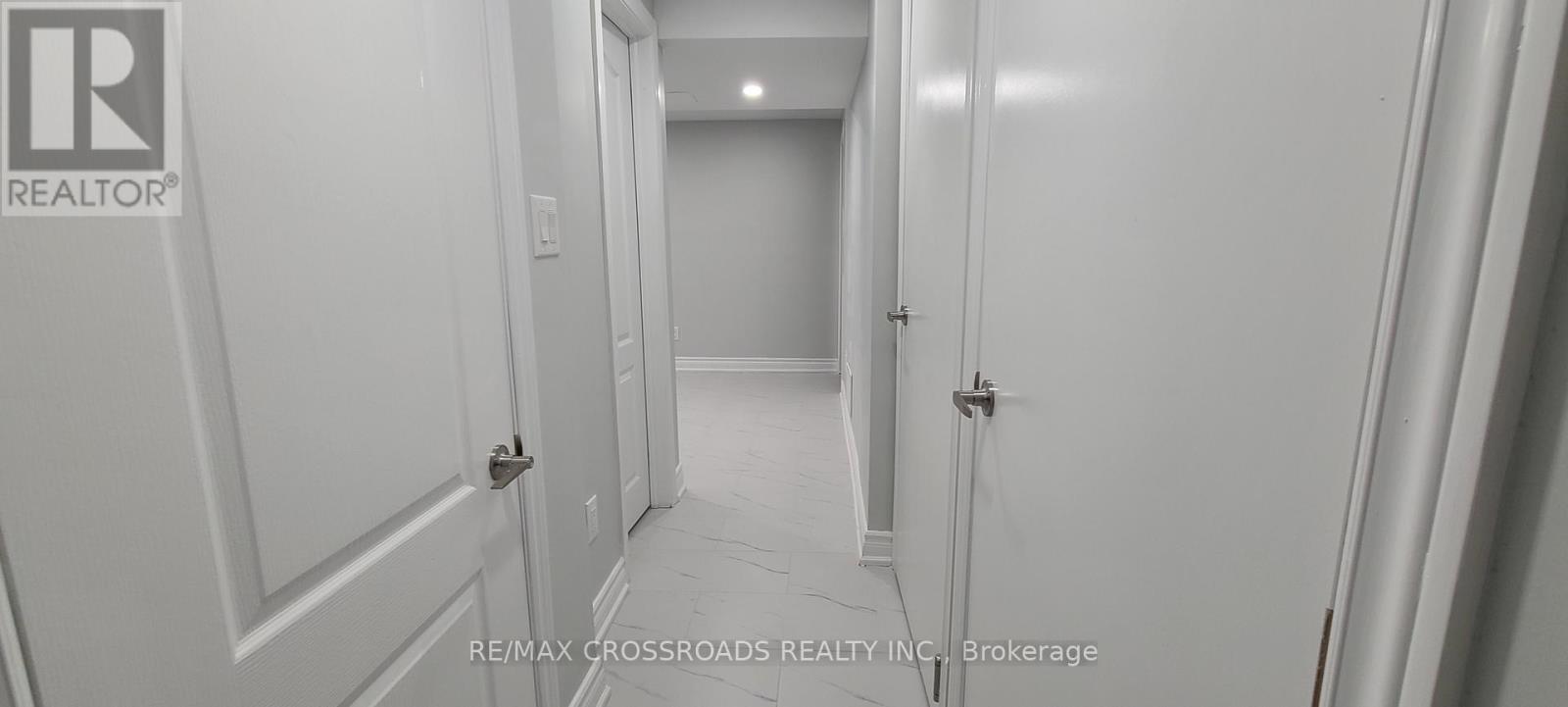 69 Bluebell Crescent, Whitby, Ontario  L1P 1L3 - Photo 8 - E13099258