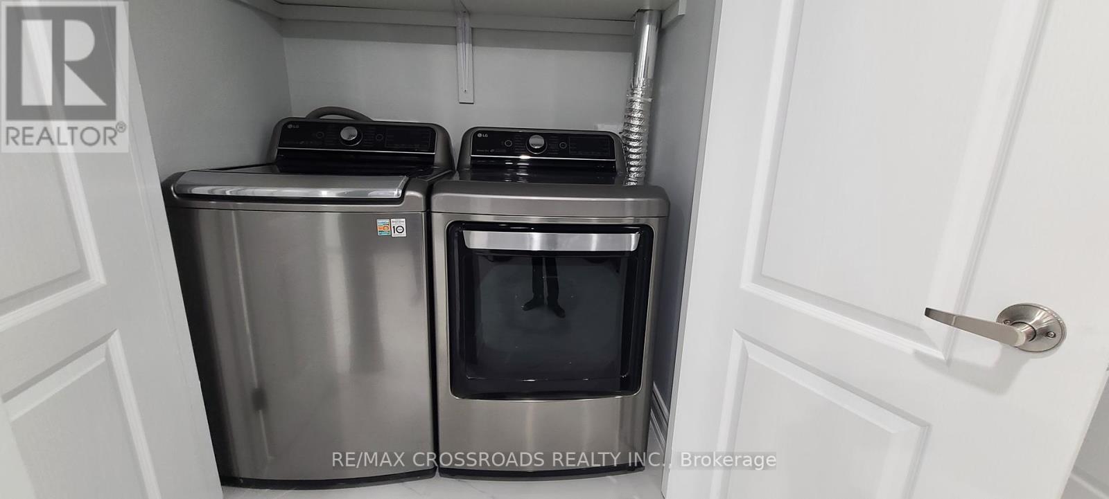 69 Bluebell Crescent, Whitby, Ontario  L1P 1L3 - Photo 16 - E13099258