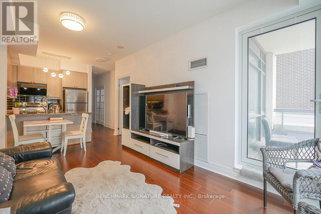315e - 8110 Birchmount Road, Markham, Ontario  L6G 0E3 - Photo 21 - N13065338