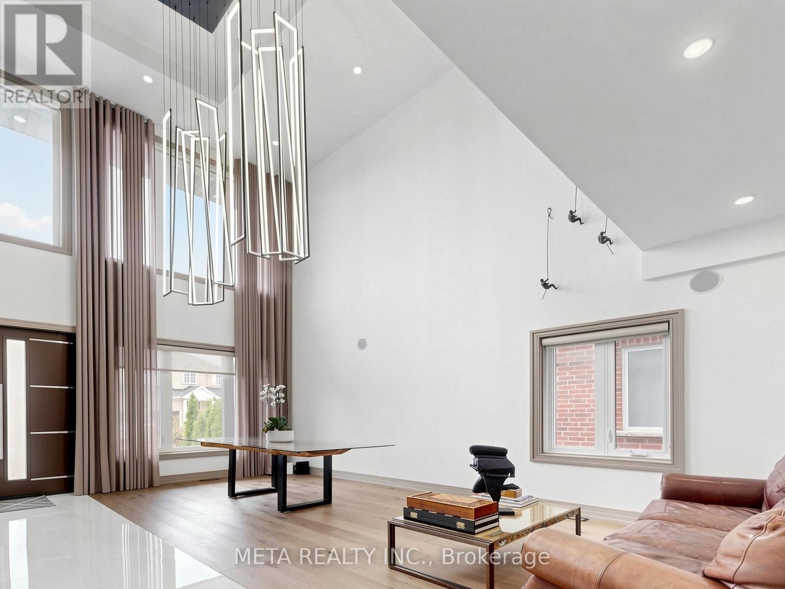 17 Arband Avenue, Vaughan (Patterson), Ontario  L6A 0T5 - Photo 7 - N13099662