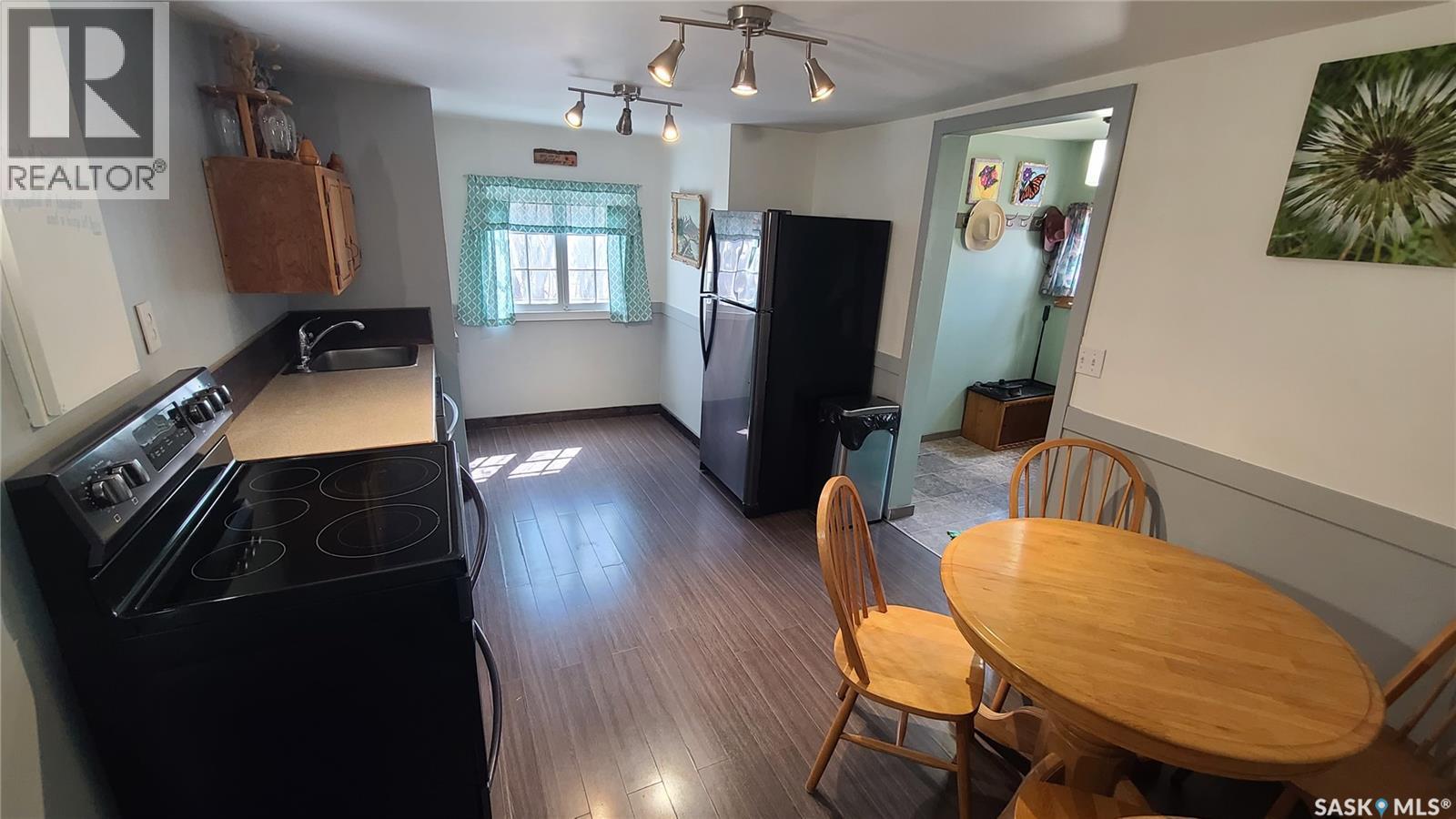 102 Winnipeg Street, Manitou Beach, Saskatchewan  S0K 4T1 - Photo 5 - SK035013
