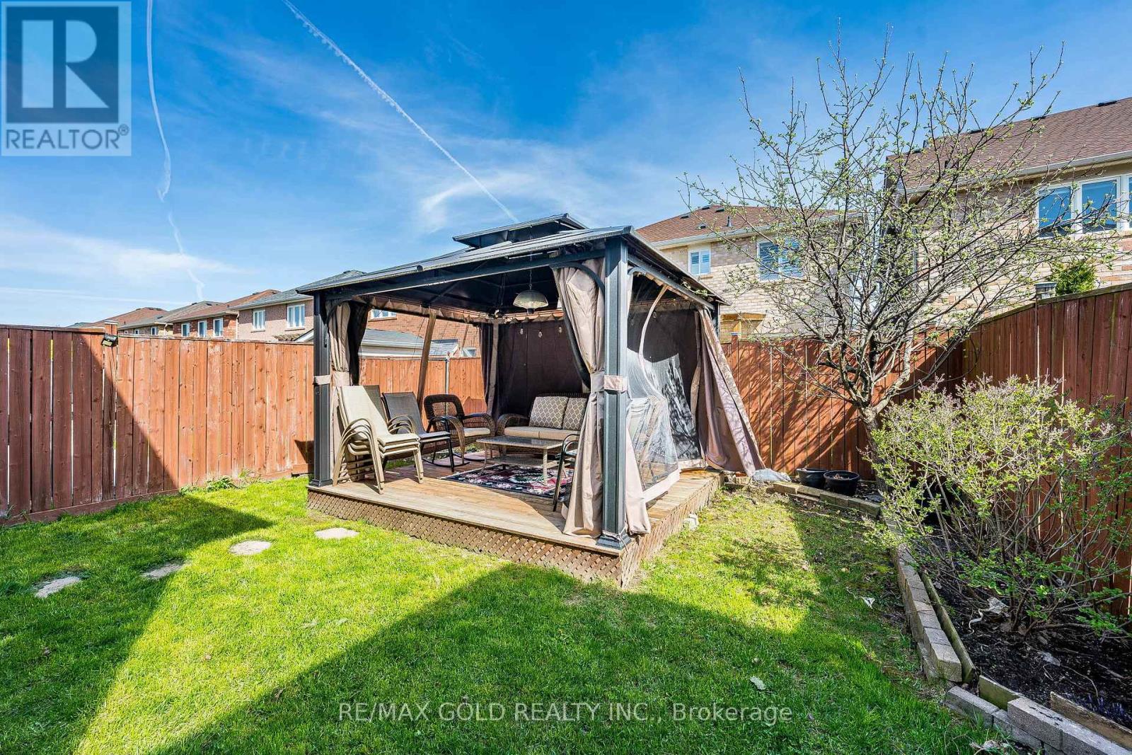 40 Hollingsworth Circle, Brampton, Ontario  L7A 0J7 - Photo 47 - W13099632