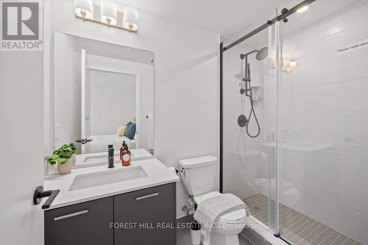 101 - 2300 St Clair Avenue W, Toronto, Ontario  M6N 0B3 - Photo 21 - W13099656